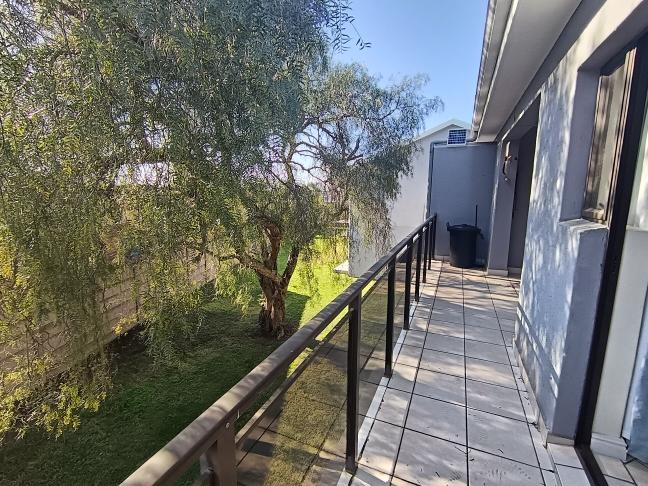 2 Bedroom Property for Sale in Hartenbos Western Cape